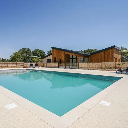 Holiday home N°44, Golf Et Piscine Commune, 2 Nesmy